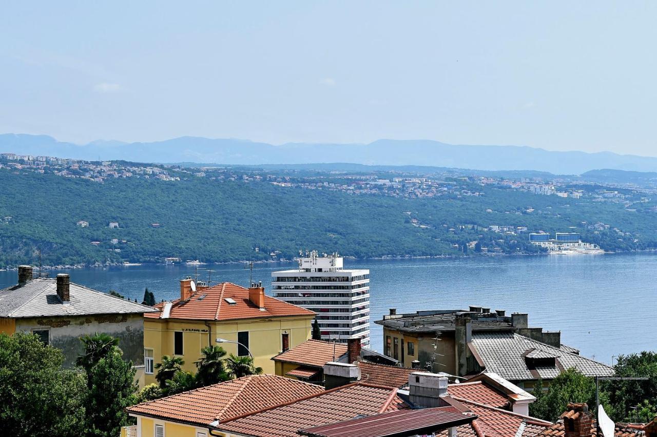 Appartamento Sea La Vie Abbazia Esterno foto